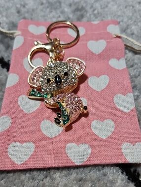 KOALA BEAR METAL GOLD-TONE CRYSTAL RHINESTONES HANDBAGS KEYCHAIN CHARM